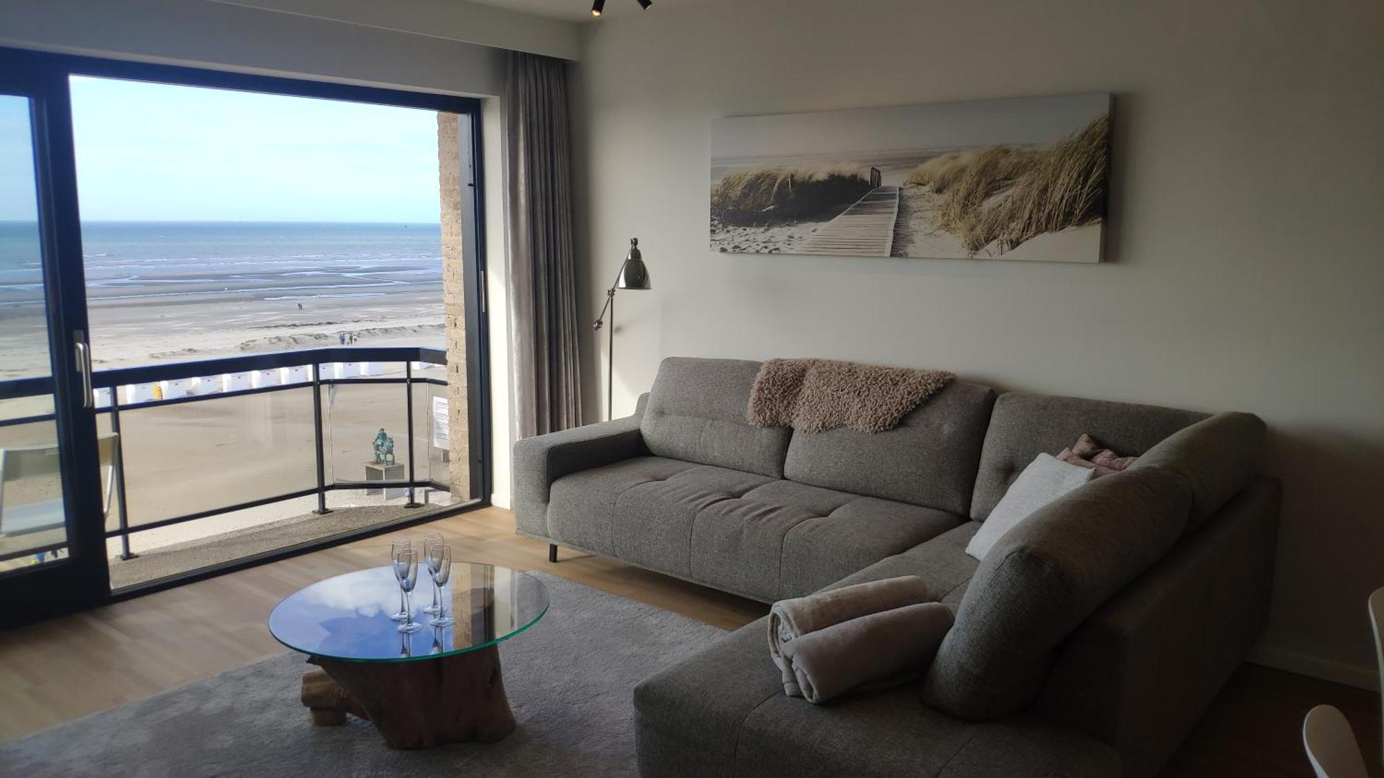 Zeezicht Vanop Het 6 De Verdiep Oostduinkerke Exterior photo